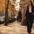Темно-синий вытесняет черный: новый фаворит осени в коллекциях Victoria Beckham
